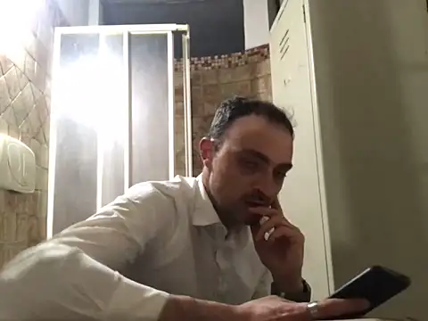 Snapshot of saber910 chatting on April 2026 11:19:03 PM saber910 online show from April 2026 11:19:03 PM