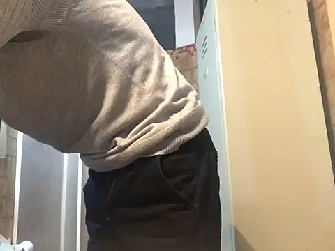 Snapshot of saber910 chatting on March 2026 10:33:01 PM saber910 online show from March 2026 10:33:01 PM