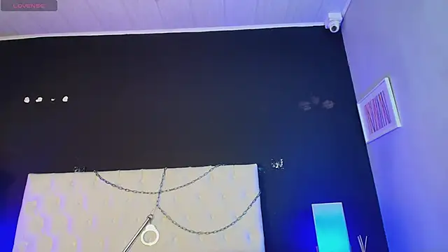 ariabroown online show from April 2026 12:01:02 PM