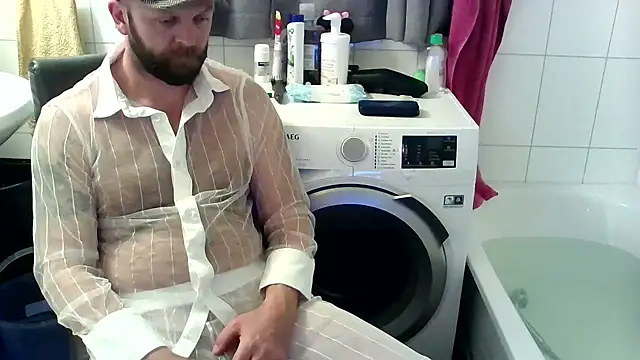 mrmoi1234 online show from March 2026 06:09:01 PM