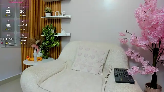 Maiasweet  online show from March 2026 02:24:01 AM