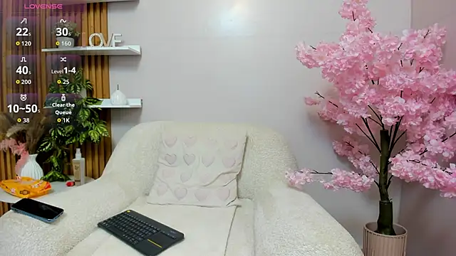 Maiasweet  online show from March 2026 02:23:01 AM