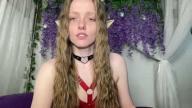 ElfGirlAna online show from June 2026 02:44:02 PM