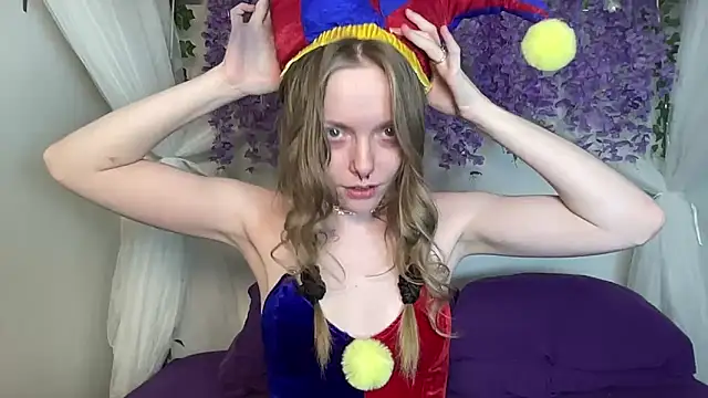 ElfGirlAna online show from May 2026 02:35:01 PM