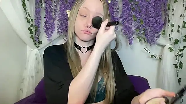 ElfGirlAna online show from March 2026 03:33:01 PM