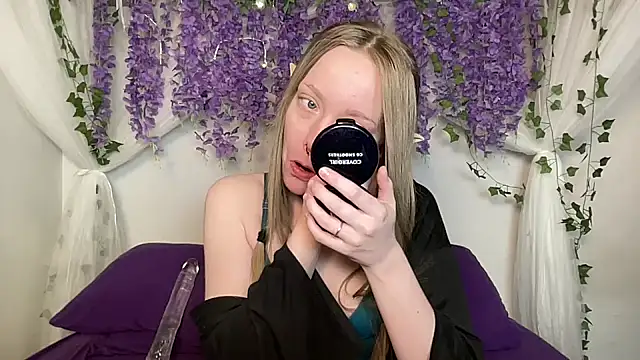ElfGirlAna online show from March 2026 03:43:01 PM
