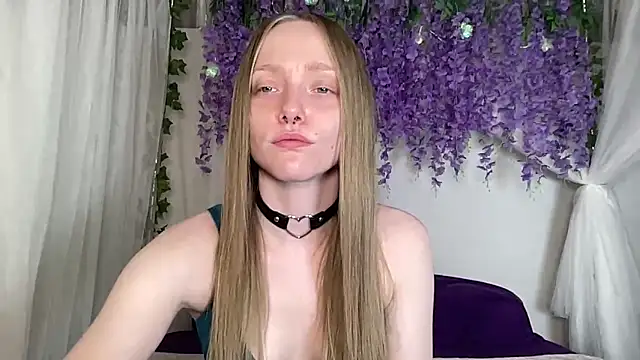 ElfGirlAna online show from June 2026 03:02:02 PM