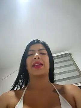 Noa rousse01 online show from April 2026 10:24:02 PM