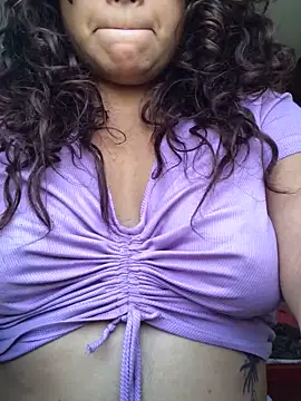 camilavixen20 online show from April 2026 05:58:01 PM