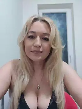 LexaVelure online show from April 2026 09:50:02 PM