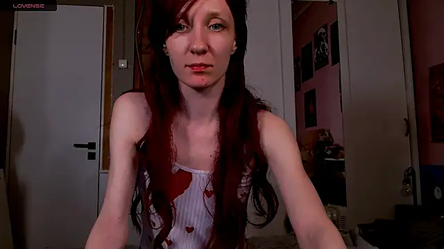 bzzz bzzz online show from April 2026 10:27:02 PM