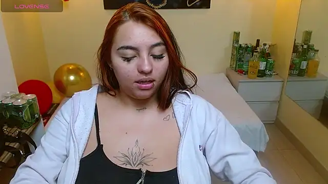 Miley Clarck online show from May 2026 12:31:01 PM