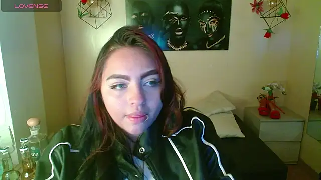 Miley Clarck online show from March 2026 12:58:01 PM
