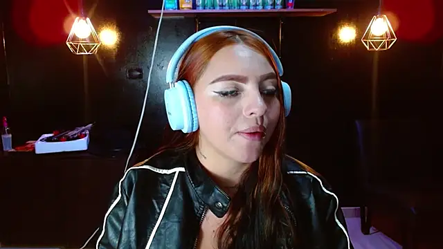 Miley Clarck online show from May 2026 12:39:01 PM