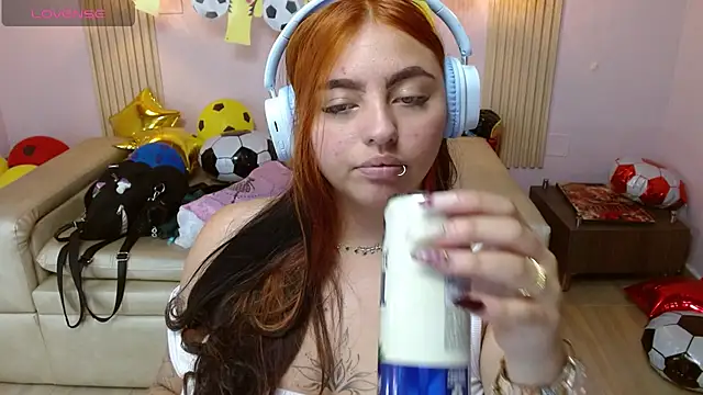 Miley Clarck online show from July 2026 07:25:01 PM