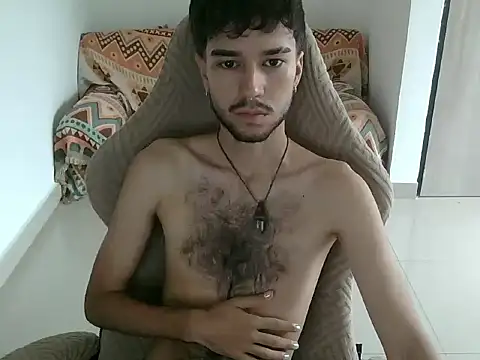 Adrien polo online show from April 2026 02:10:02 PM