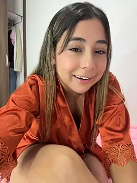 Snapshot of MelodyRey__ chatting on July 2026 03:00:02 AM MelodyRey online show from July 2026 03:00:02 AM
