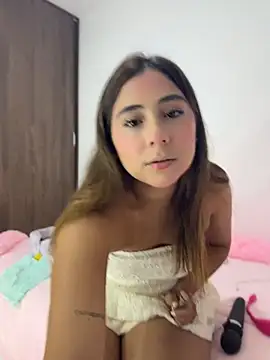 Snapshot of MelodyRey__ chatting on July 2026 12:54:01 AM MelodyRey online show from July 2026 12:54:01 AM