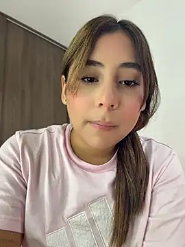 Snapshot of MelodyRey__ chatting on July 2026 10:21:02 PM MelodyRey online show from July 2026 10:21:02 PM