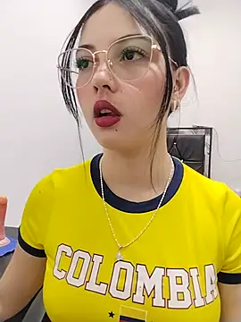 Snapshot of veleria_allurin chatting on July 2026 02:24:02 AM veleria allurin online show from July 2026 02:24:02 AM