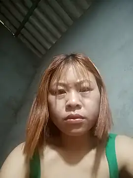 Aurora Luna online show from March 2026 12:44:02 AM