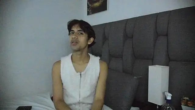  ArchieBlu  online show from March 2026 07:30:02 AM