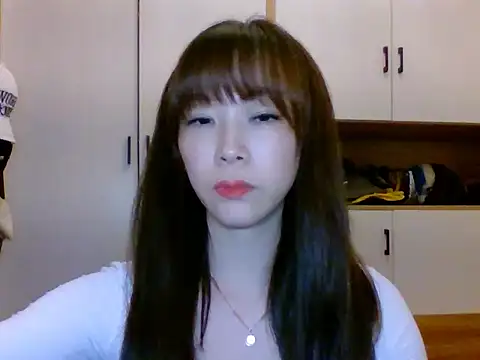 coco-LL online show from March 2026 02:50:02 PM