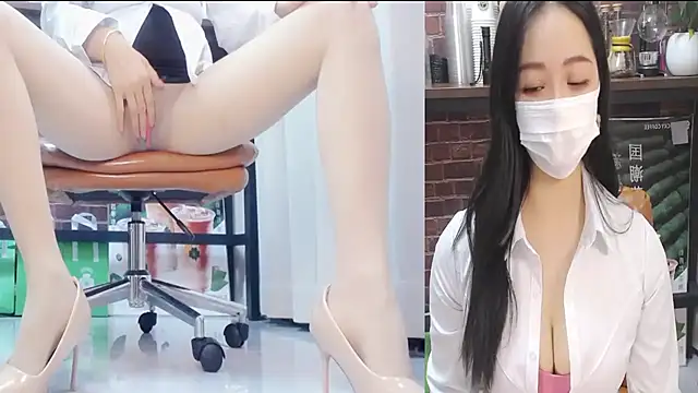 Latte-01 online show from May 2026 01:56:01 AM