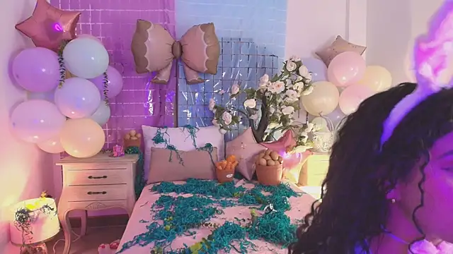 scarlett d ville online show from March 2026 03:48:01 AM