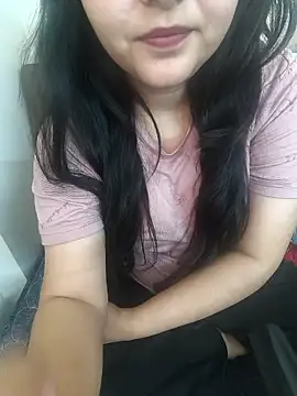 neelam rawat online show from May 2026 06:43:02 AM