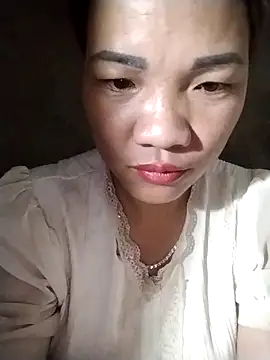 Snapshot of sfgggg1111 chatting on April 2026 09:40:02 PM sfgggg1111 online show from April 2026 09:40:02 PM