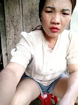 Snapshot of sfgggg1111 chatting on April 2026 09:57:02 AM sfgggg1111 online show from April 2026 09:57:02 AM