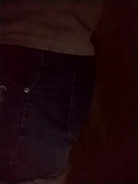 Snapshot of sfgggg1111 chatting on April 2026 07:45:01 AM sfgggg1111 online show from April 2026 07:45:01 AM