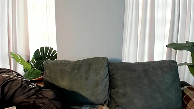  EmilyRouge  online show from May 2026 09:54:01 PM