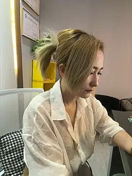 Snapshot of top1116 chatting on April 2026 01:34:01 AM top1116 online show from April 2026 01:34:01 AM