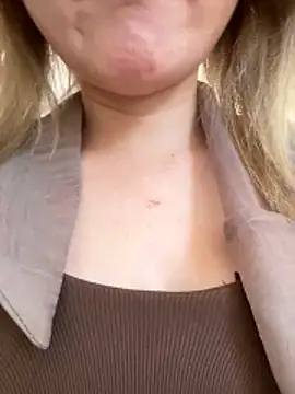 Snapshot of top1116 chatting on April 2026 01:51:02 AM top1116 online show from April 2026 01:51:02 AM