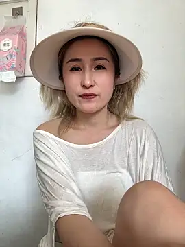 Snapshot of top1116 chatting on April 2026 02:37:02 AM top1116 online show from April 2026 02:37:02 AM