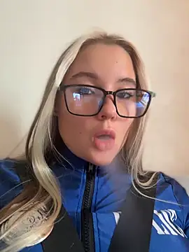 Mrs Lust online show from May 2026 06:33:02 AM