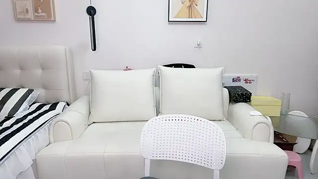 shuangshuang3 online show from May 2026 10:42:02 AM
