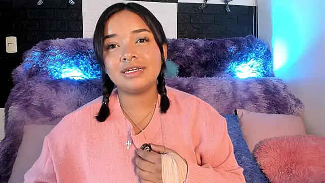 SofiiaCutee online show from May 2026 02:29:02 AM