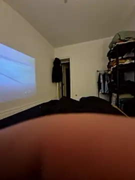 lolo0105 online show from April 2026 07:19:01 PM