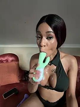 Latisha43 online show from March 2026 03:46:01 PM