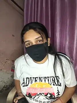 REENA-STRIP online show from May 2026 07:22:02 PM