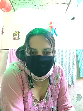 REENA-STRIP online show from May 2026 05:43:01 AM