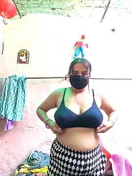 REENA-STRIP online show from April 2026 05:45:01 AM