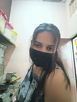 REENA-STRIP online show from May 2026 06:45:02 AM
