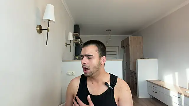 Snapshot of Daniel_ice chatting on March 2026 02:08:02 PM Daniel ice online show from March 2026 02:08:02 PM