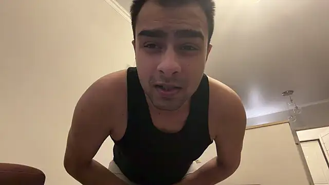 Snapshot of Daniel_ice chatting on April 2026 05:42:01 PM Daniel ice online show from April 2026 05:42:01 PM