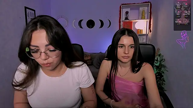 Snapshot of sara_musee chatting on May 2026 08:56:01 PM sara musee online show from May 2026 08:56:01 PM