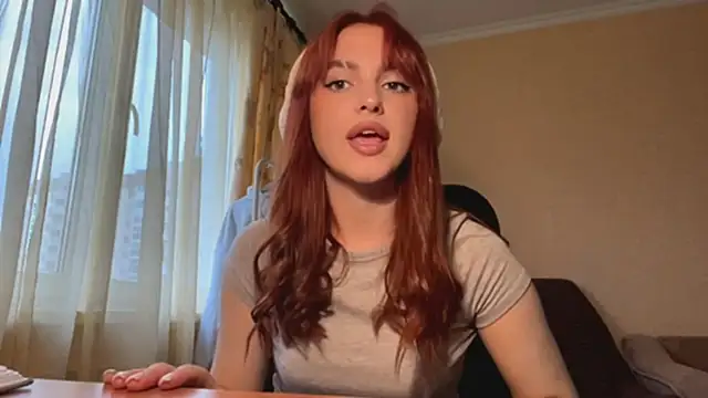 Snapshot of alisaonlyforu chatting on April 2026 06:04:02 AM alisaonlyforu online show from April 2026 06:04:02 AM